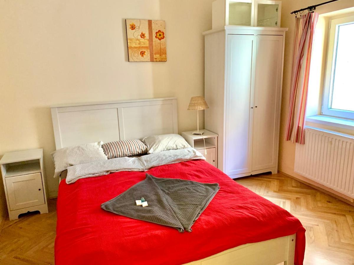 Jazzy Vibes Parliament Rooms And Ensuites บูดาเปสต์ ภายนอก รูปภาพ